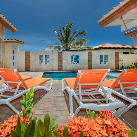 Villa Swiss Paradise With Private Pool Palm Beach Eksteriør bilde