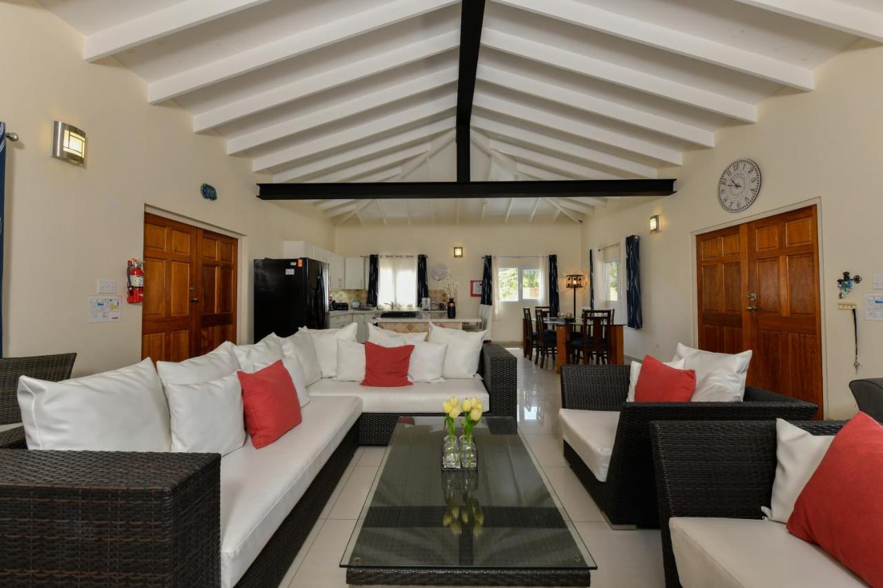 Villa Swiss Paradise With Private Pool Palm Beach Eksteriør bilde