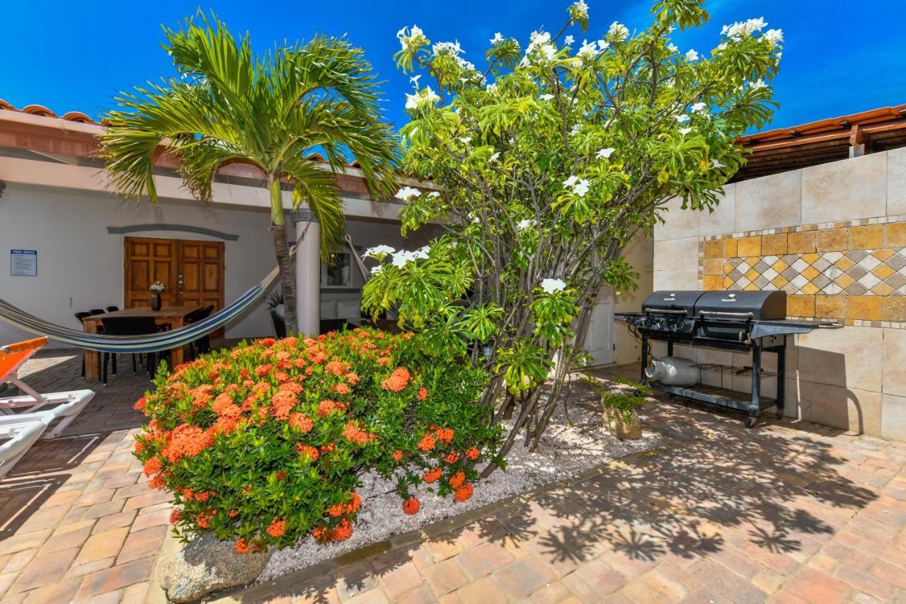Villa Swiss Paradise With Private Pool Palm Beach Eksteriør bilde